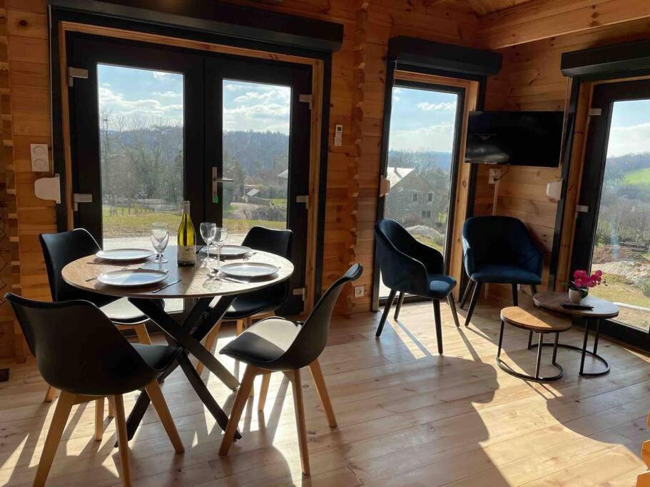 Le Chalet Du Crescent Saint-Germain-des-Champs Dış mekan fotoğraf