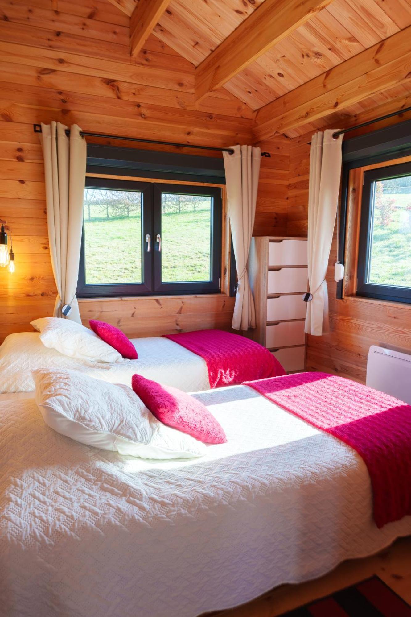 Le Chalet Du Crescent Saint-Germain-des-Champs Dış mekan fotoğraf