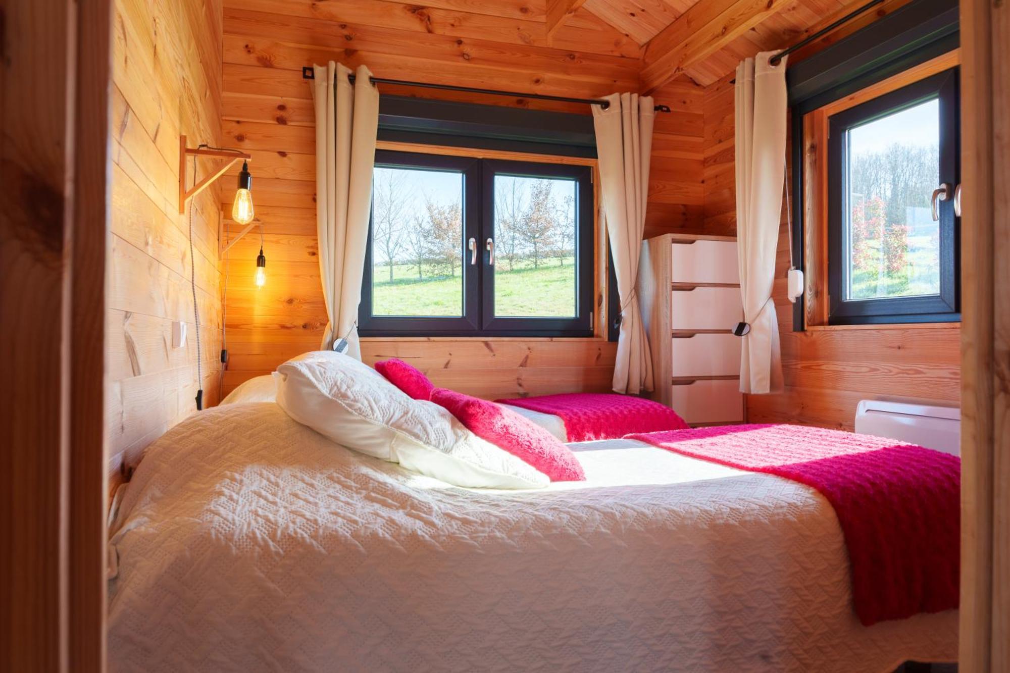 Le Chalet Du Crescent Saint-Germain-des-Champs Dış mekan fotoğraf